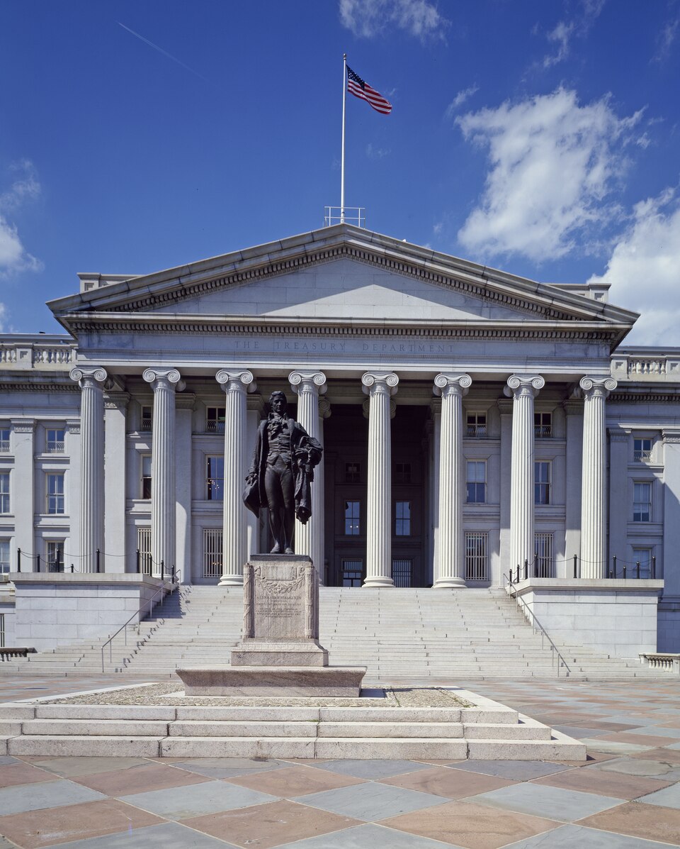 The Alexander Hamilton statue in front of the Treasury Building in Washington, photographed by Carol M. Highsmith